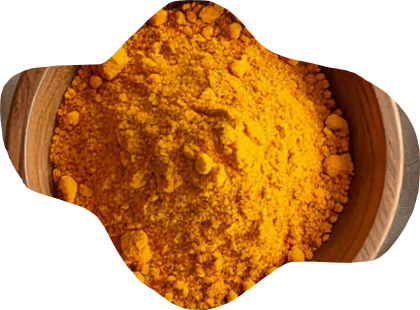 poudre de curcuma orange sous forme de tache